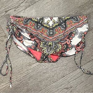 BECCA by Rebecca Virtue Paisley Bikini Bottoms Size M